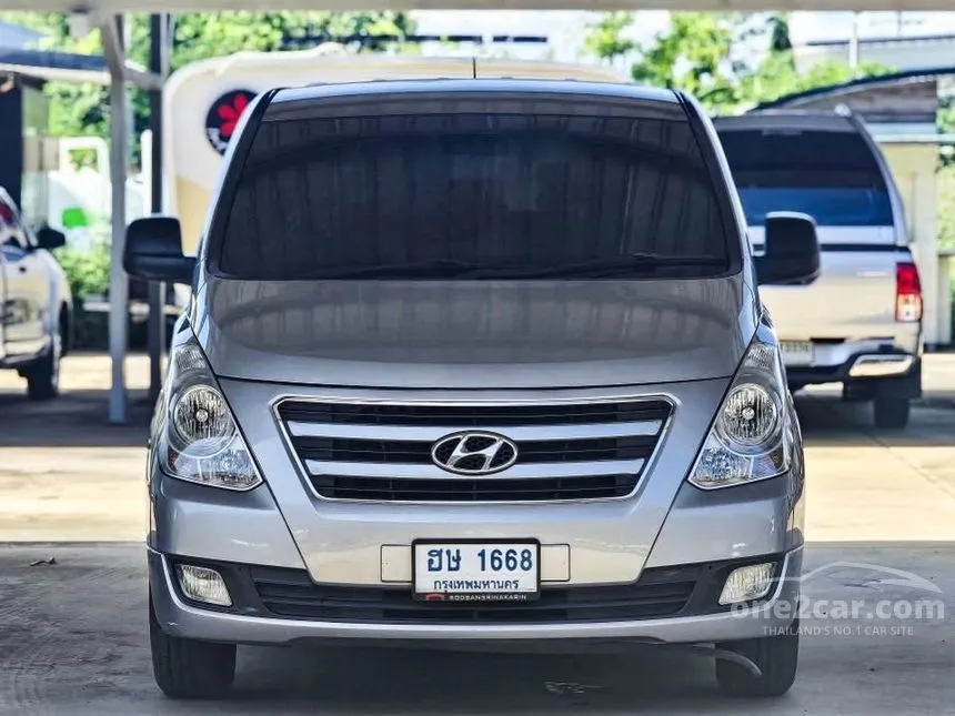 2017 Hyundai H-1 Touring Van