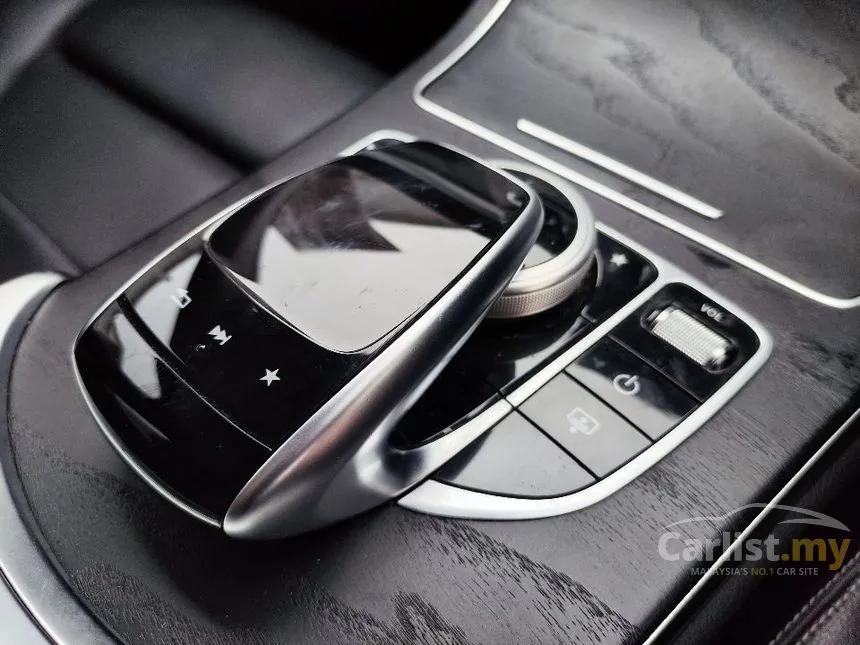 2017 Mercedes-Benz C200 Avantgarde Sedan