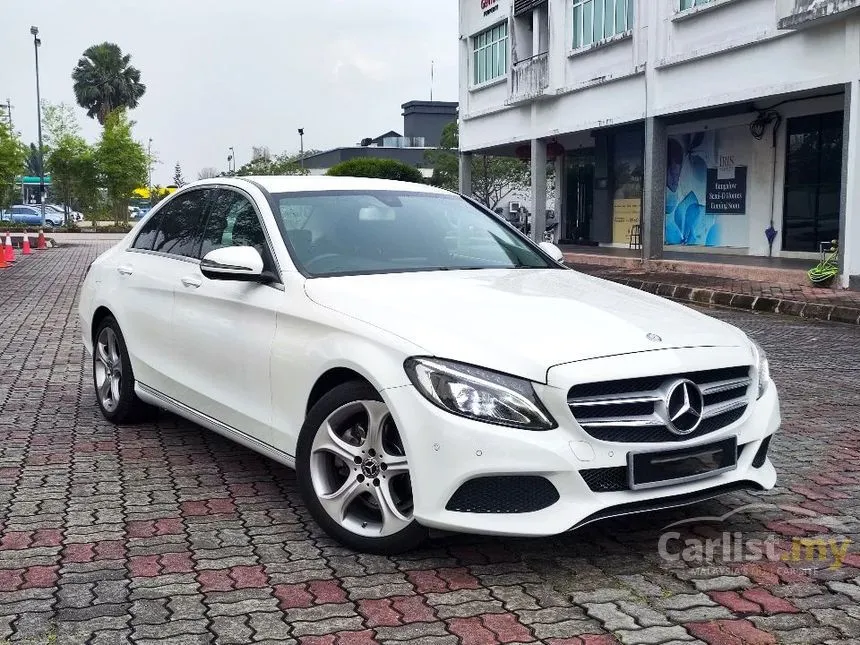 2017 Mercedes-Benz C200 Avantgarde Sedan