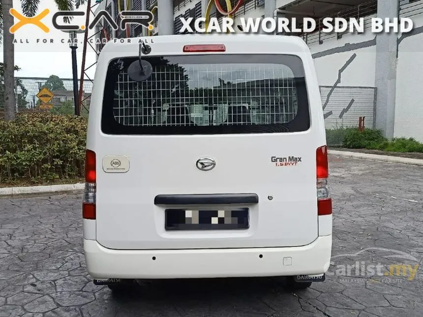 2020 Daihatsu Gran Max Semi Panel Van