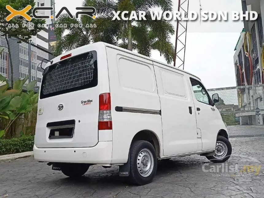 2020 Daihatsu Gran Max Semi Panel Van