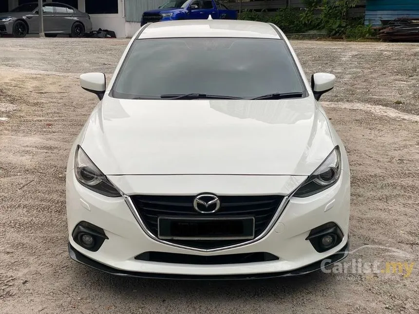 2015 Mazda 3 SKYACTIV-G Hatchback
