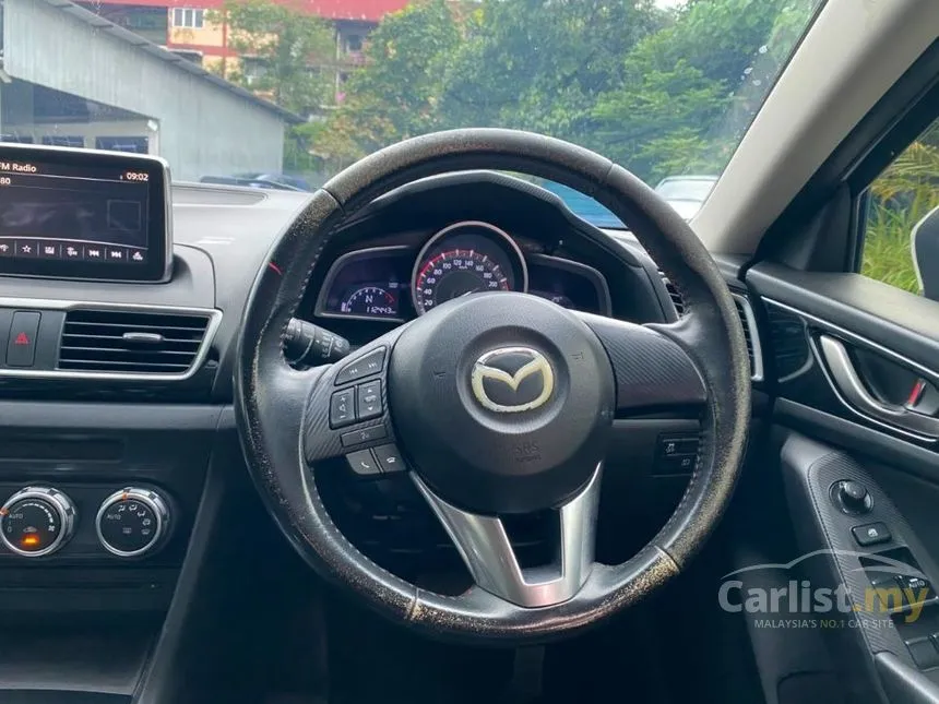 2015 Mazda 3 SKYACTIV-G Hatchback