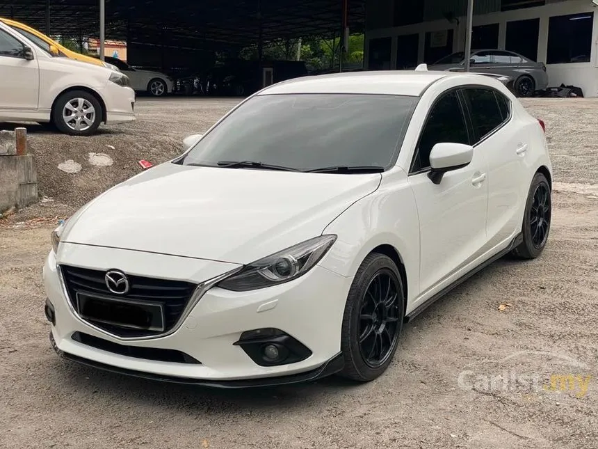 2015 Mazda 3 SKYACTIV-G Hatchback