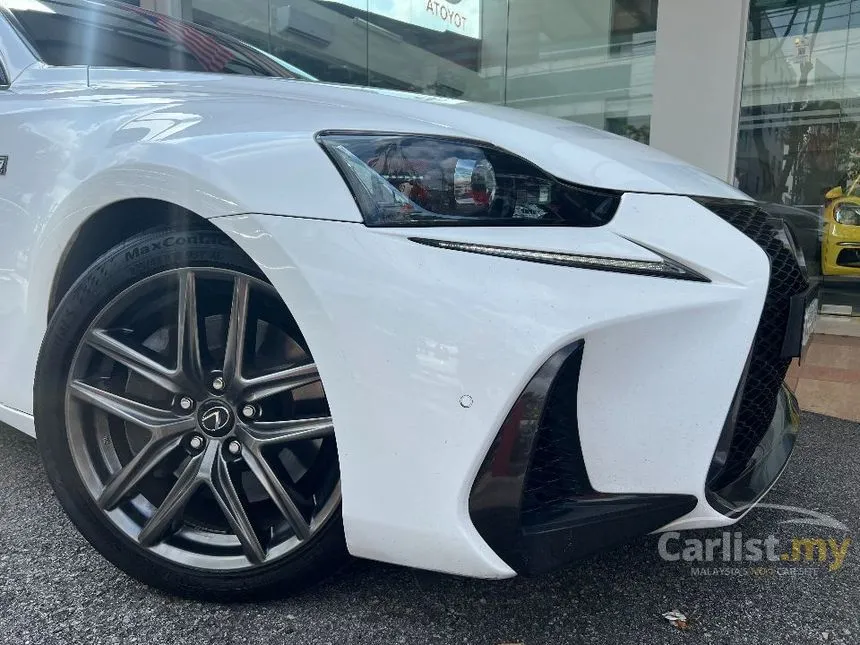 2017 Lexus IS 300 F Sport Sedan