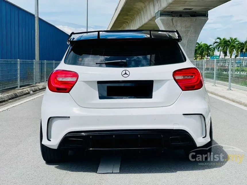 2013 Mercedes-Benz A200 Hatchback