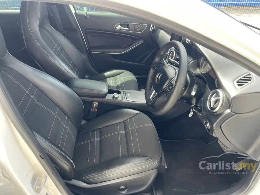 2013 Mercedes-Benz A200 Hatchback