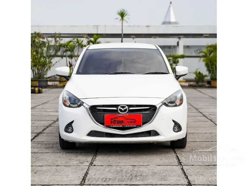 Jual Mobil Mazda 2 2016 R 1.5 di DKI Jakarta Automatic Hatchback Putih Rp 177.000.000