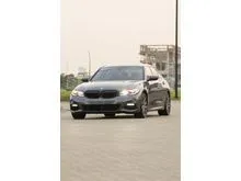 2019 BMW 330i 2.0 M Sport Sedan New Model (G20) (Faktur 2020) Gray on Black Odo 25 Rb (TERMURAH)