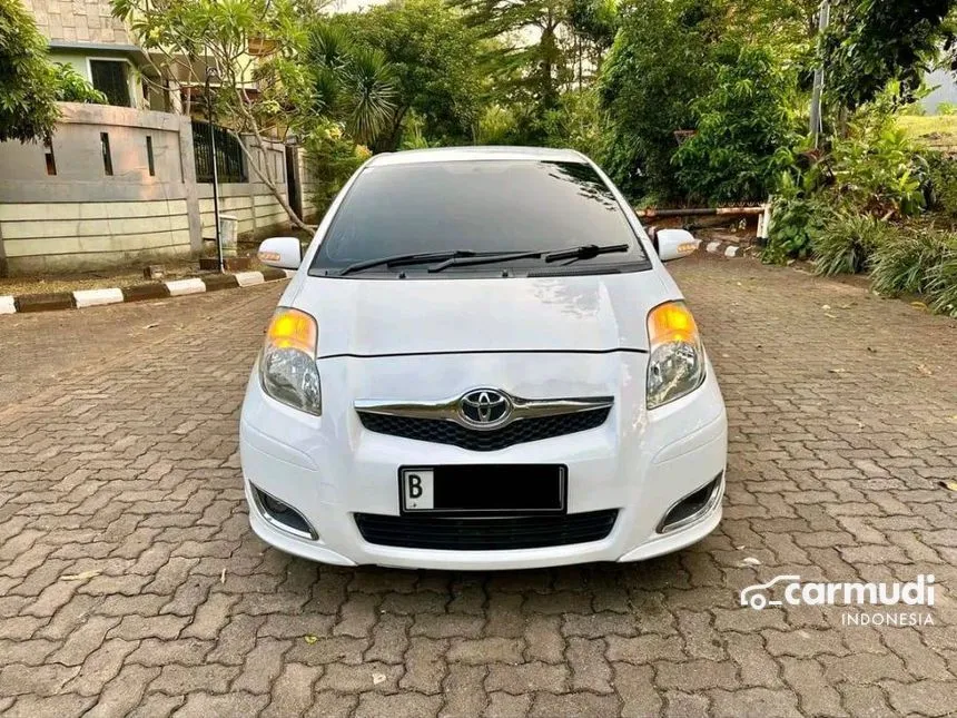 2012 Toyota Yaris E Hatchback