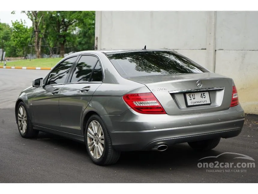 2012 Mercedes-Benz C200 CGI Elegance BlueEFFICIENCY Sedan