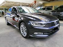 2019 Volkswagen Passat 2.0 380 TSI Hidghline Cheapest in Town Raya Offfer LTDL