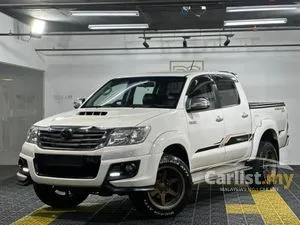 2015 Toyota Hilux 2.5 G TRD Sportivo VNT Dual Cab Pickup