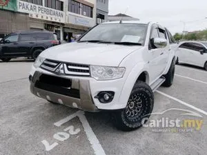 2014 Mitsubishi Triton 2.5 Dual Cab 4X4 Pickup