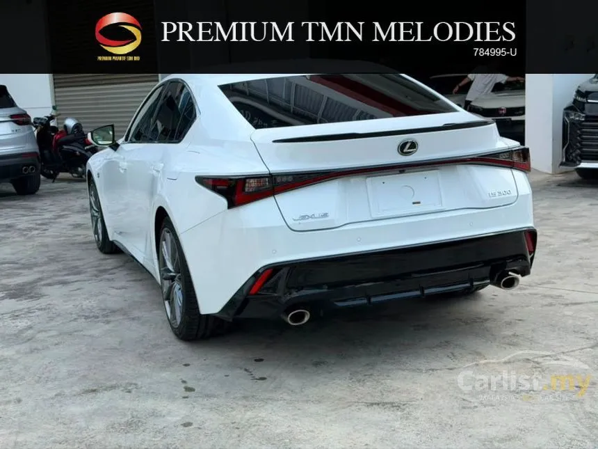 2022 Lexus IS 300 F Sport Sedan