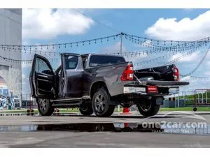 2020 Toyota HILUX REVO 2.4 Prerunner Mid Smart Cab Pickup