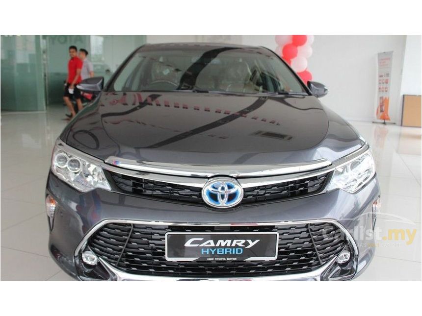 Toyota Camry 2017 Hybrid Luxury 2.5 in Selangor Automatic Sedan Grey