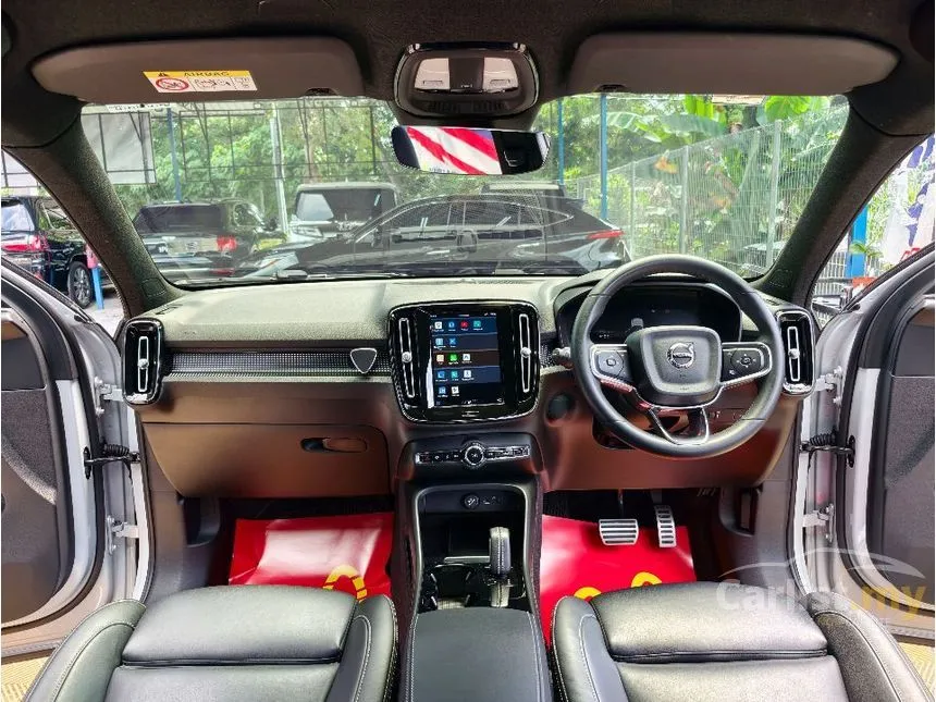 2022 Volvo XC40 Recharge P8 Ultimate Pure Electric SUV