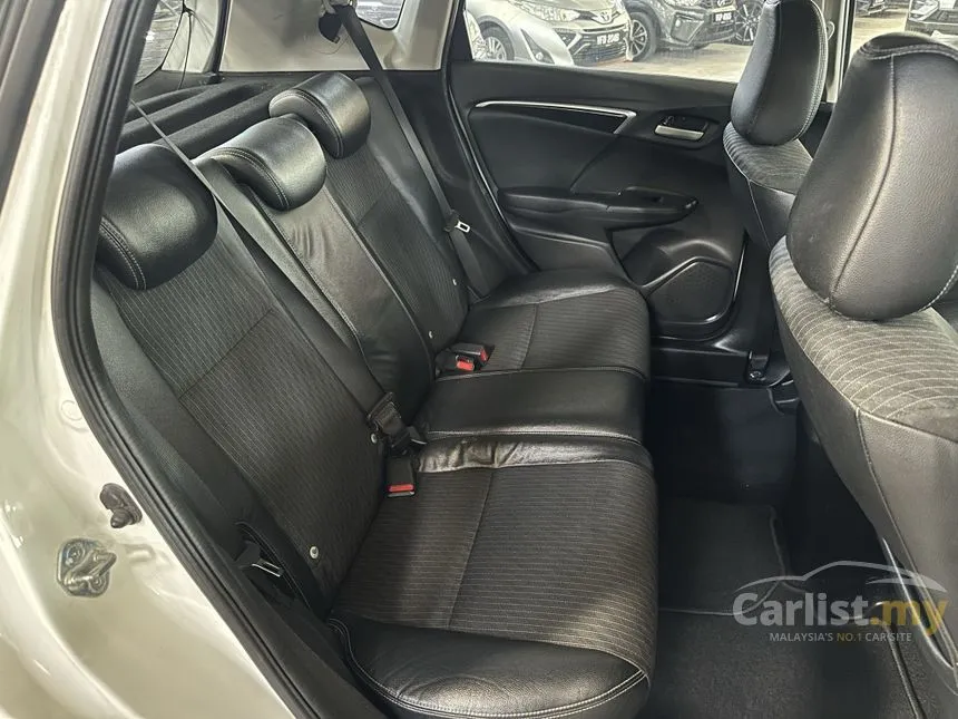 2017 Honda Jazz V Hatchback