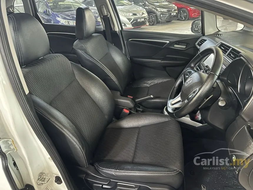 2017 Honda Jazz V Hatchback