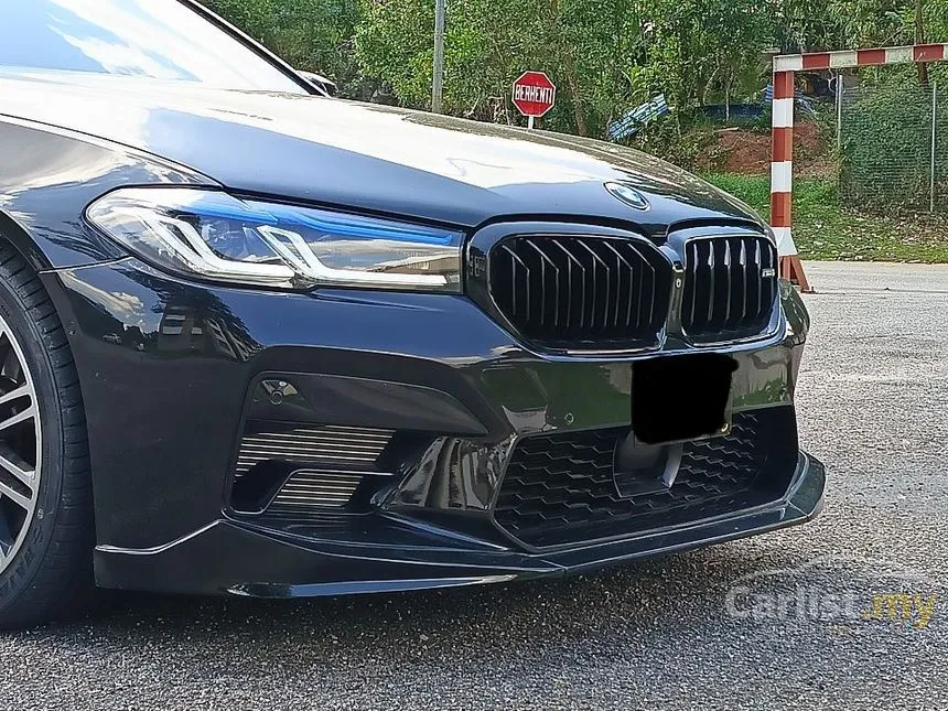 2019 BMW 530i M Sport Sedan