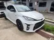 Recon 2022 Toyota Yaris 1.5 GR Auto Grade 5A / 7K Mileage / With Head Up Display / Blind Spot Mode / Recon / Unregister