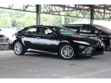 2020 Toyota Camry 2.5 V Service Record/Low Mileage