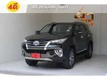 2016 Toyota FORTUNER 2.4 (ปี 15-25) V SUV
