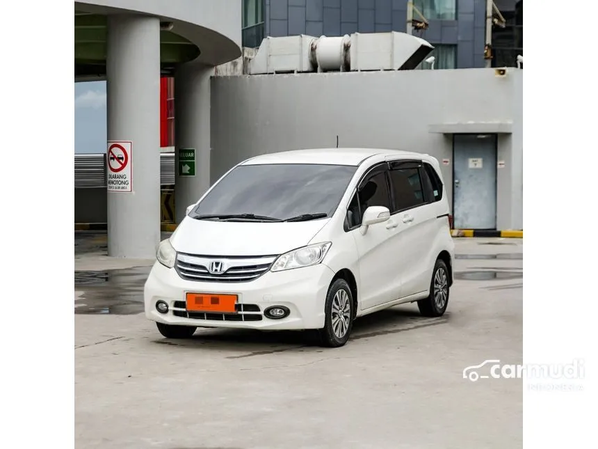 2013 Honda Freed S MPV