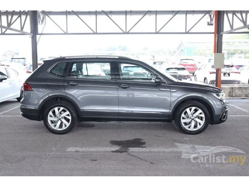2023 Volkswagen Tiguan Allspace Elegance SUV