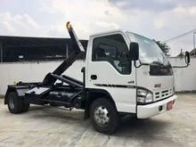 ISUZU NPR ARM ROLL 7500KG REBUILT YEAR 2022