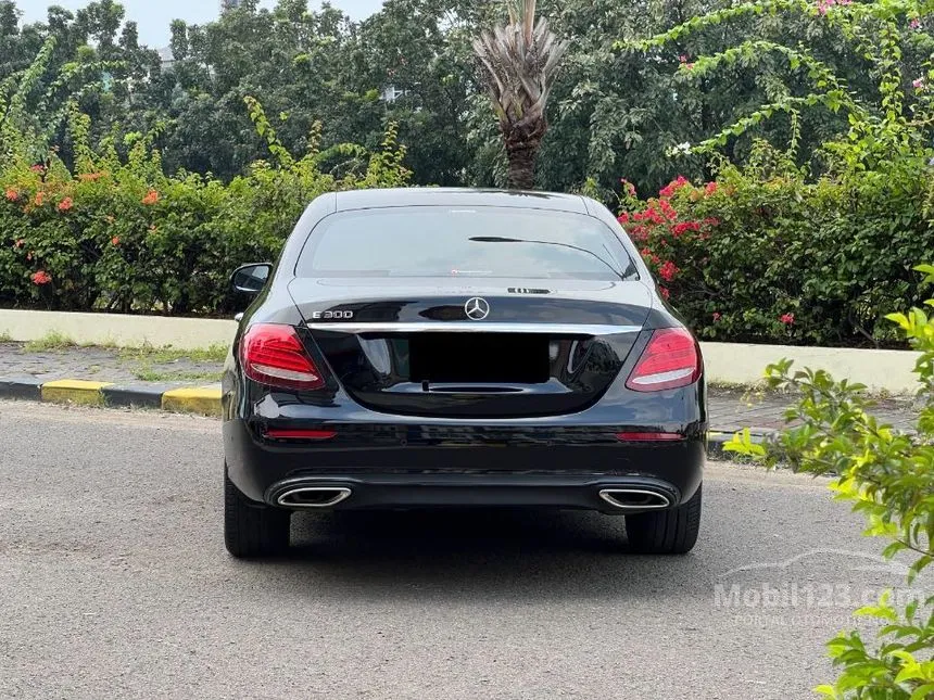 2019 Mercedes-Benz E300 Avantgarde SportStyle Sedan