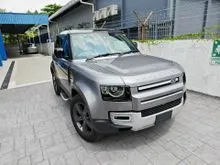 P300 (21k-Km Mileage, Grade 4.5B) 2023 Land Rover Defender 90 P300 SE (Petrol) Side Step, AirCon Seats, Ambient Light, Air Suspension, Meridian. P400