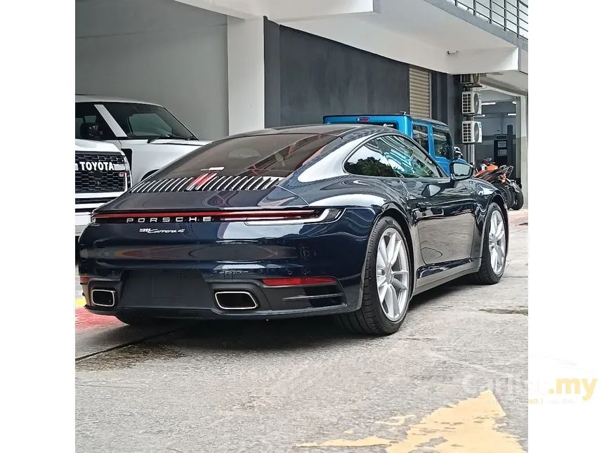 2022 Porsche 911 Carrera 4S Coupe