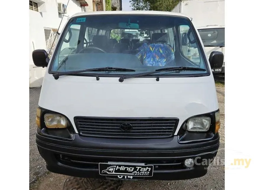2005 Toyota Hiace Van