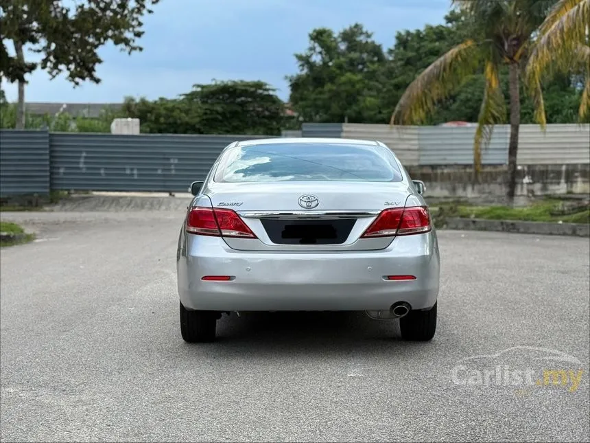 2011 Toyota Camry V Sedan