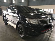 2015 Toyota Hilux 2.5 G TRD Sportivo VNT Pickup Truck