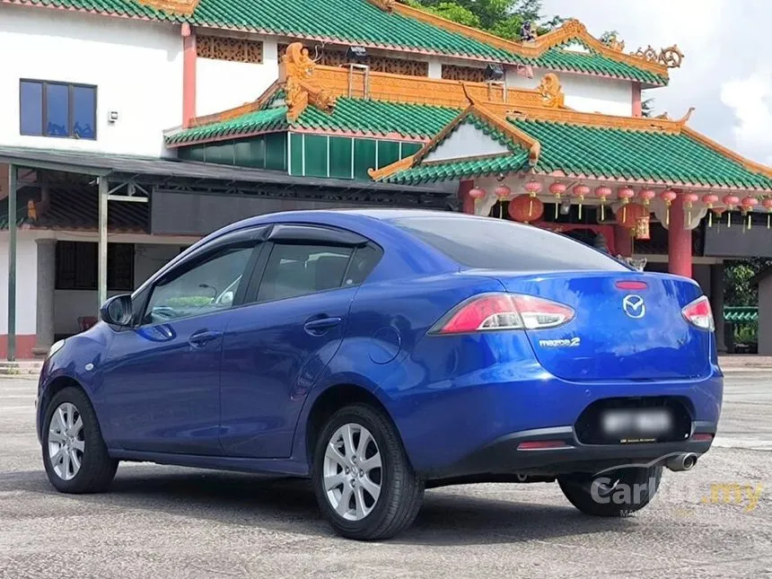 2012 Mazda 2 R Sedan