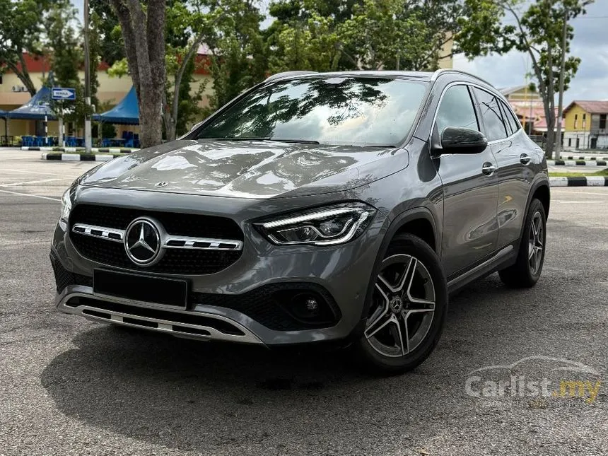 2022 Mercedes-Benz GLA200 Progressive Line SUV