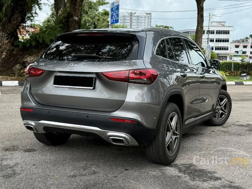 2022 Mercedes-Benz GLA200 Progressive Line SUV