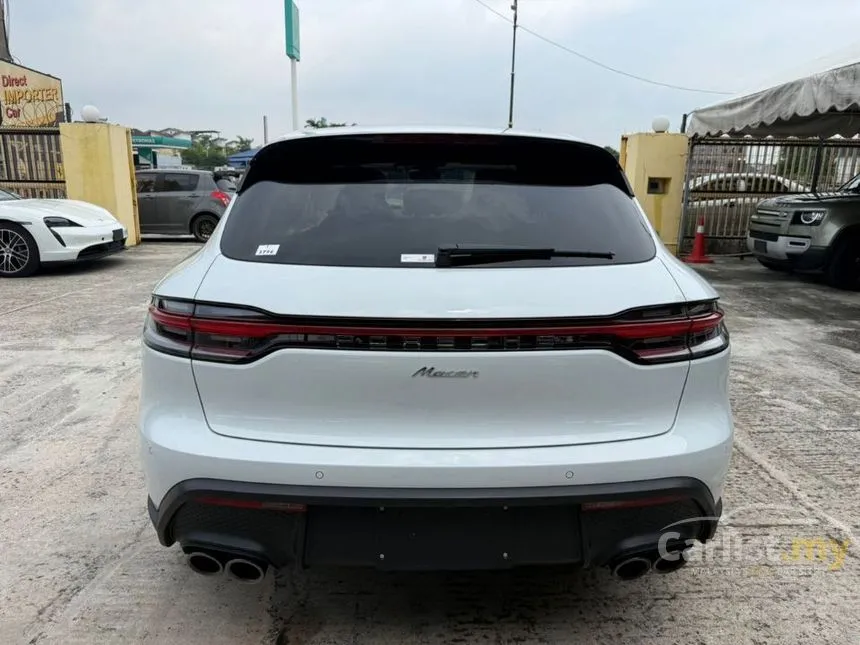2022 Porsche Macan SUV