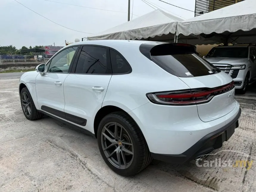 2022 Porsche Macan SUV