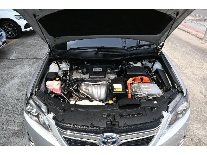 2013 Toyota CAMRY Hybrid Sedan
