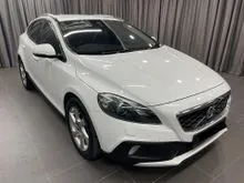 2015 Volvo V40 Cross Country 2.0 T5 Hatchback