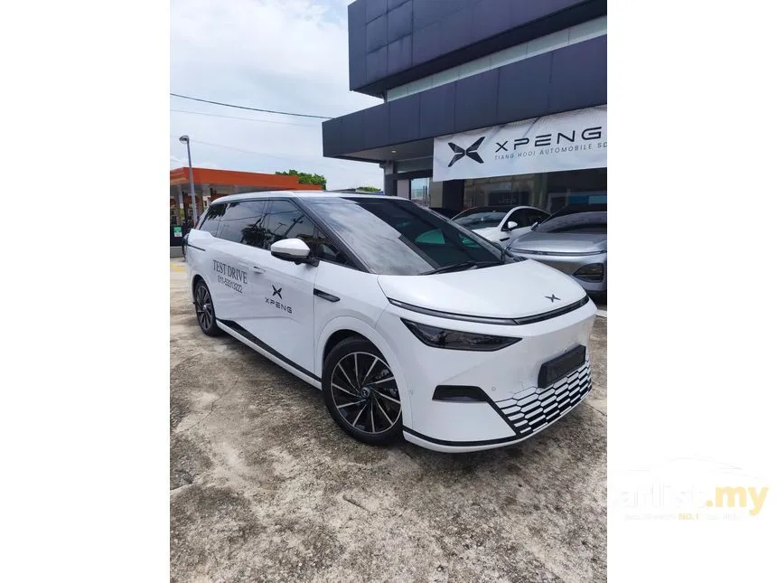 2025 XPeng X9 Standard Range Pro MPV
