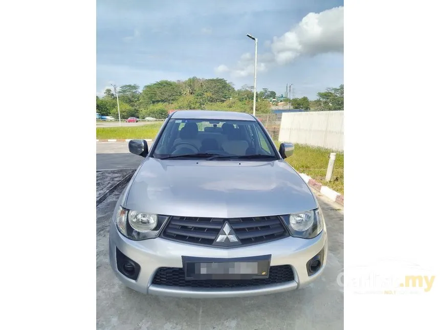 2013 Mitsubishi Triton Lite Dual Cab 4X2 Pickup