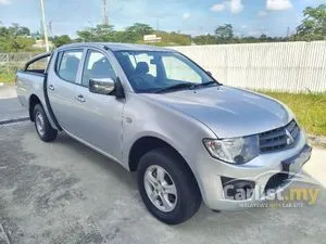 2013 Mitsubishi Triton 2.5 Lite Dual Cab 4X2 Pickup