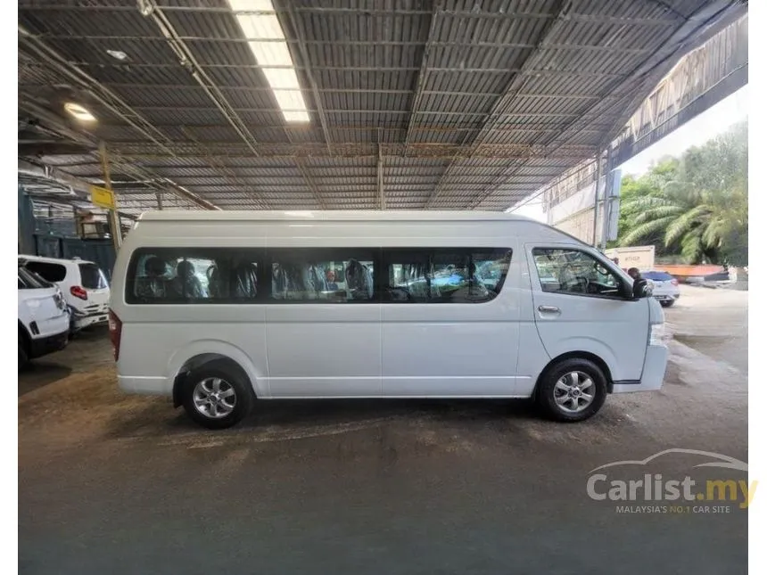 2026 CAM Placer-X High Roof Window Van 17 Seater Van