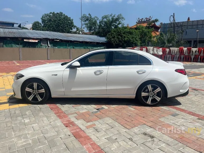 2022 Mercedes-Benz C200 Avantgarde Sedan