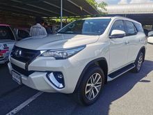 2017 Toyota Fortuner 2.4 (ปี 15-18) V SUV AT